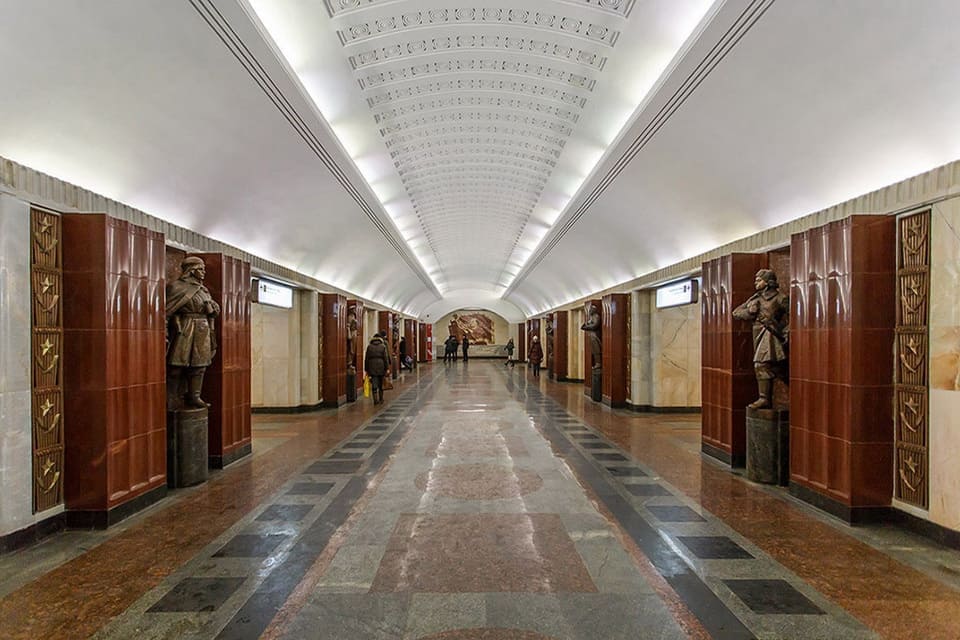 Cтанция метро «Бауманская»