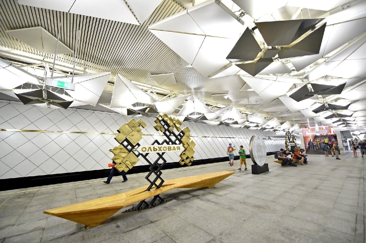 Cтанция метро «Ольховая»
